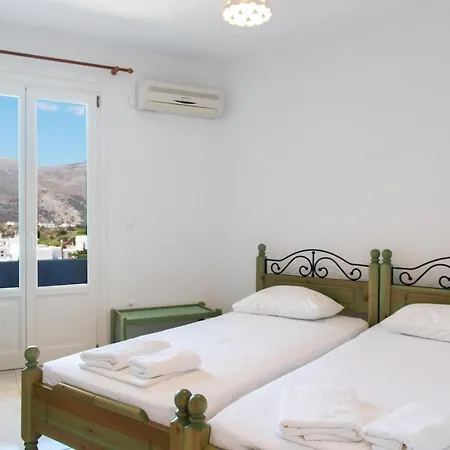 Sofia's Артемон